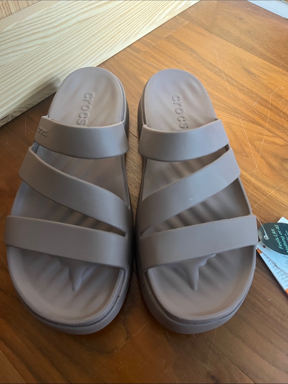 CROCS Women’s Taupe Multi-Strap LiteRide Slide Sandals (size 10)